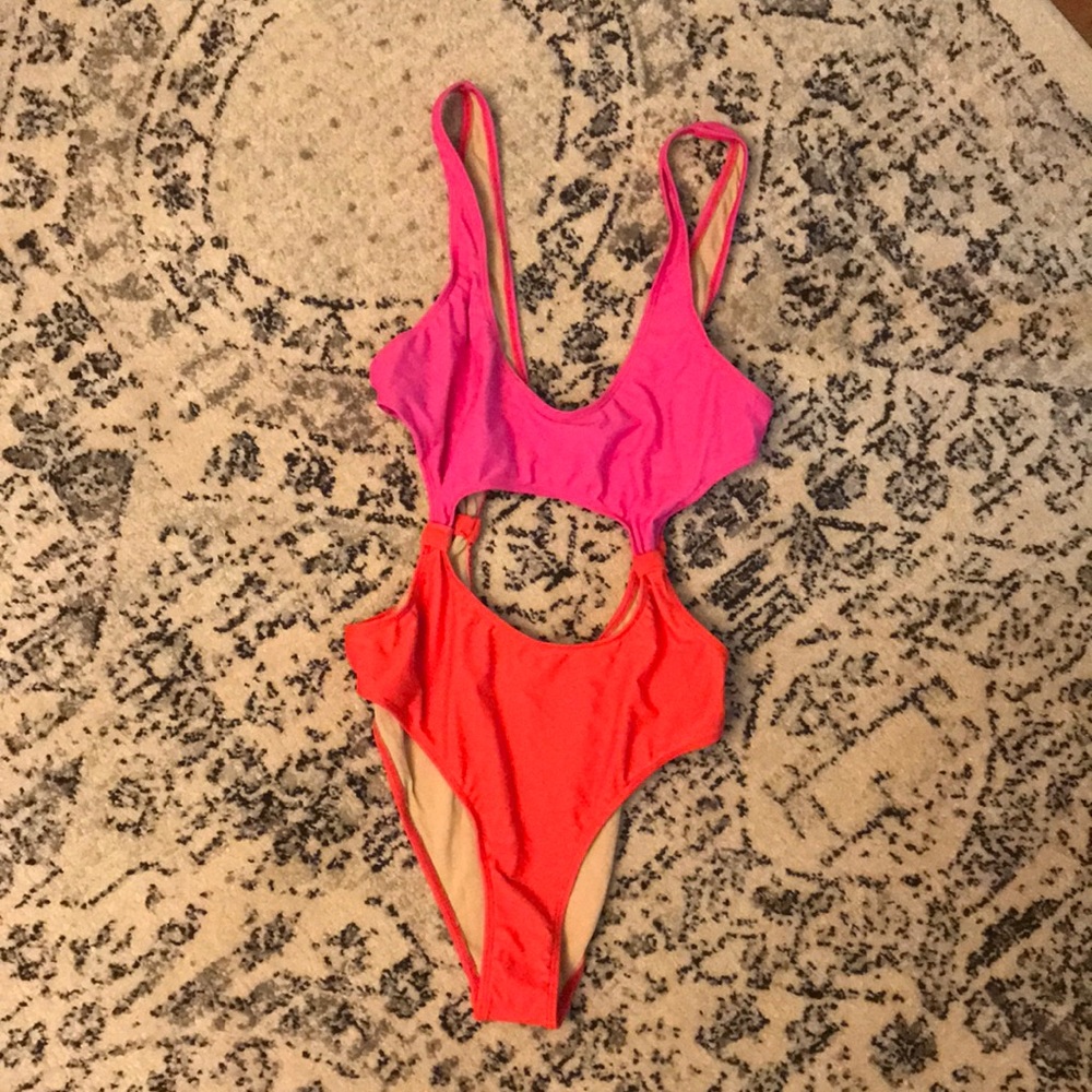6 Shoreroad Cutout Swimsuit